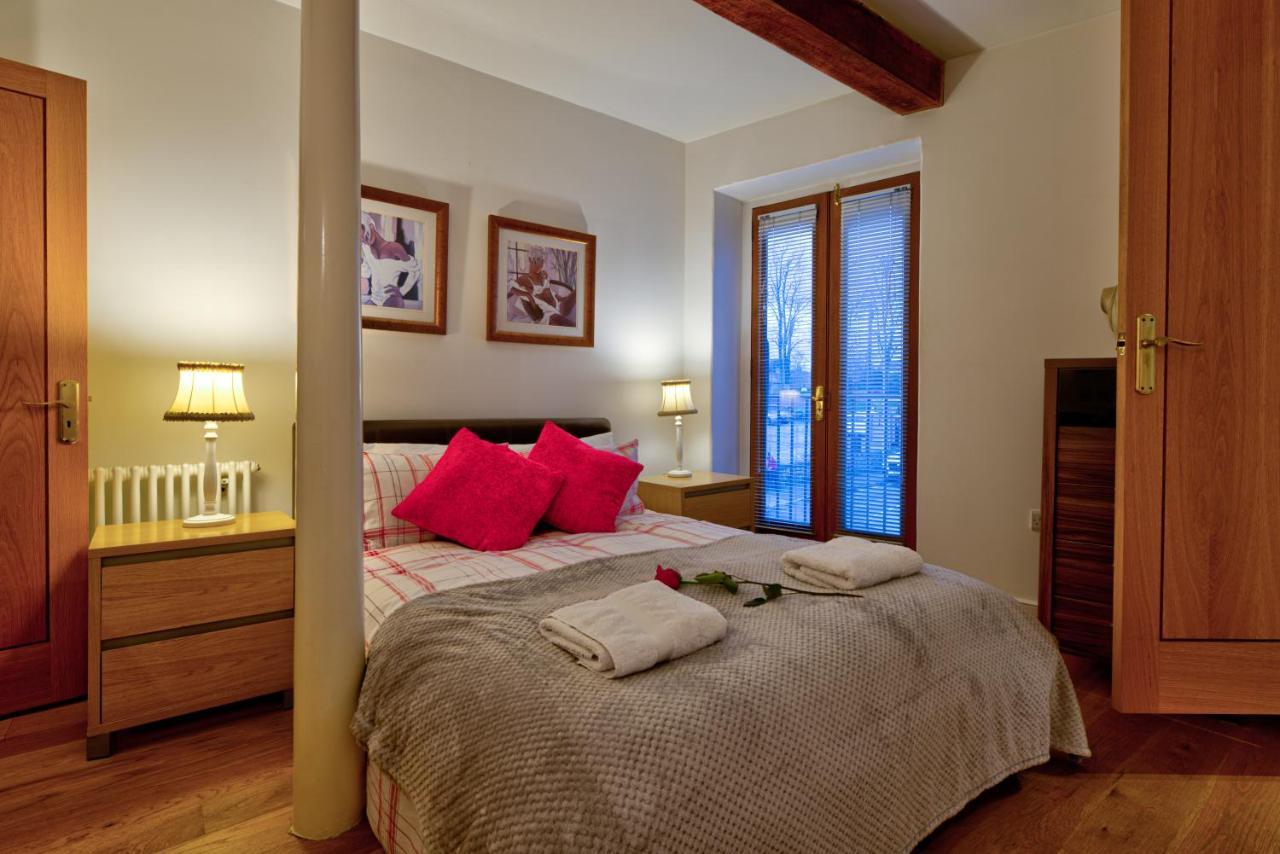 Stylish Town Centre Stay - 2-Bed Luxury Suite With Wifi Stamford Extérieur photo